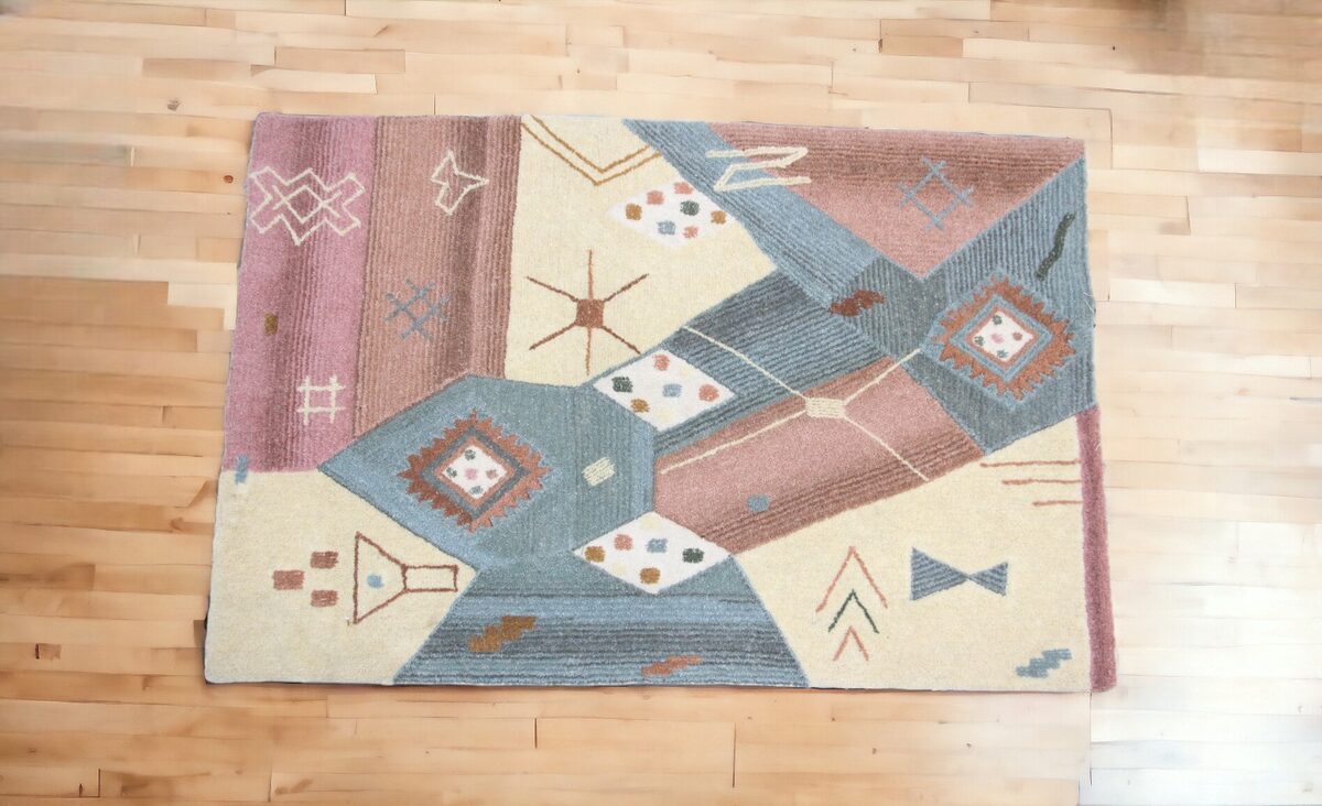 Pastel geometric kilim rug